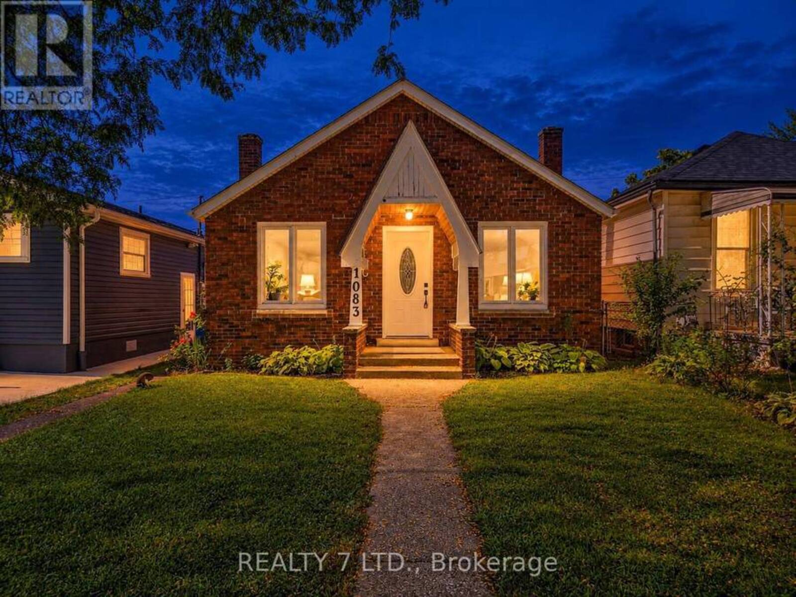 1083 CAMPBELL AVENUE, Windsor, Ontario N9B 2J4
