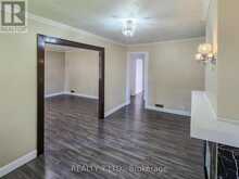 1083 CAMPBELL AVENUE | Windsor Ontario | Slide Image Sixteen