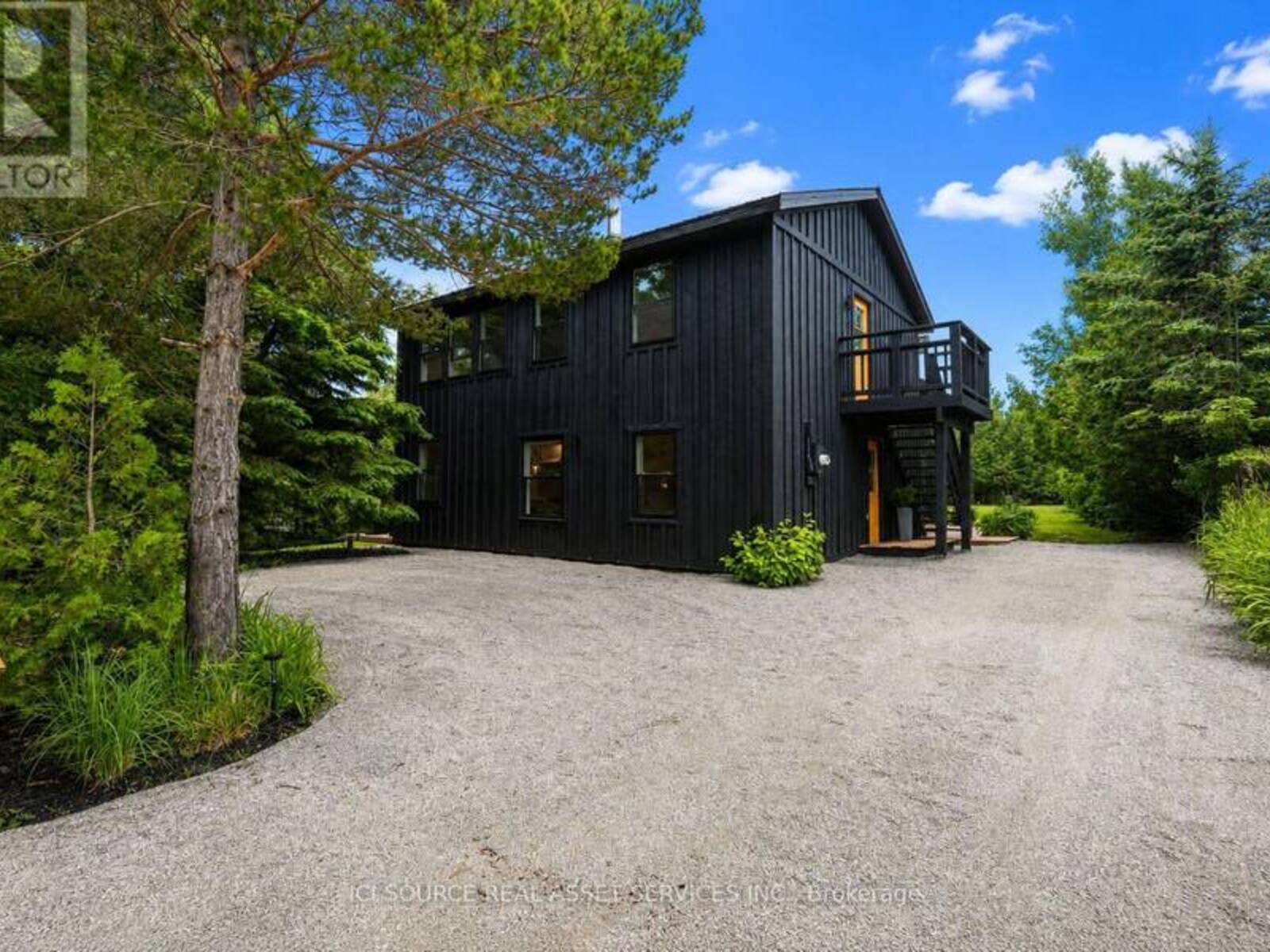 124 TYROL AVENUE, The Blue Mountains, Ontario N0H 2E0