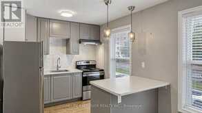 250 SHUTER STREET | Toronto Ontario | Slide Image Thirteen
