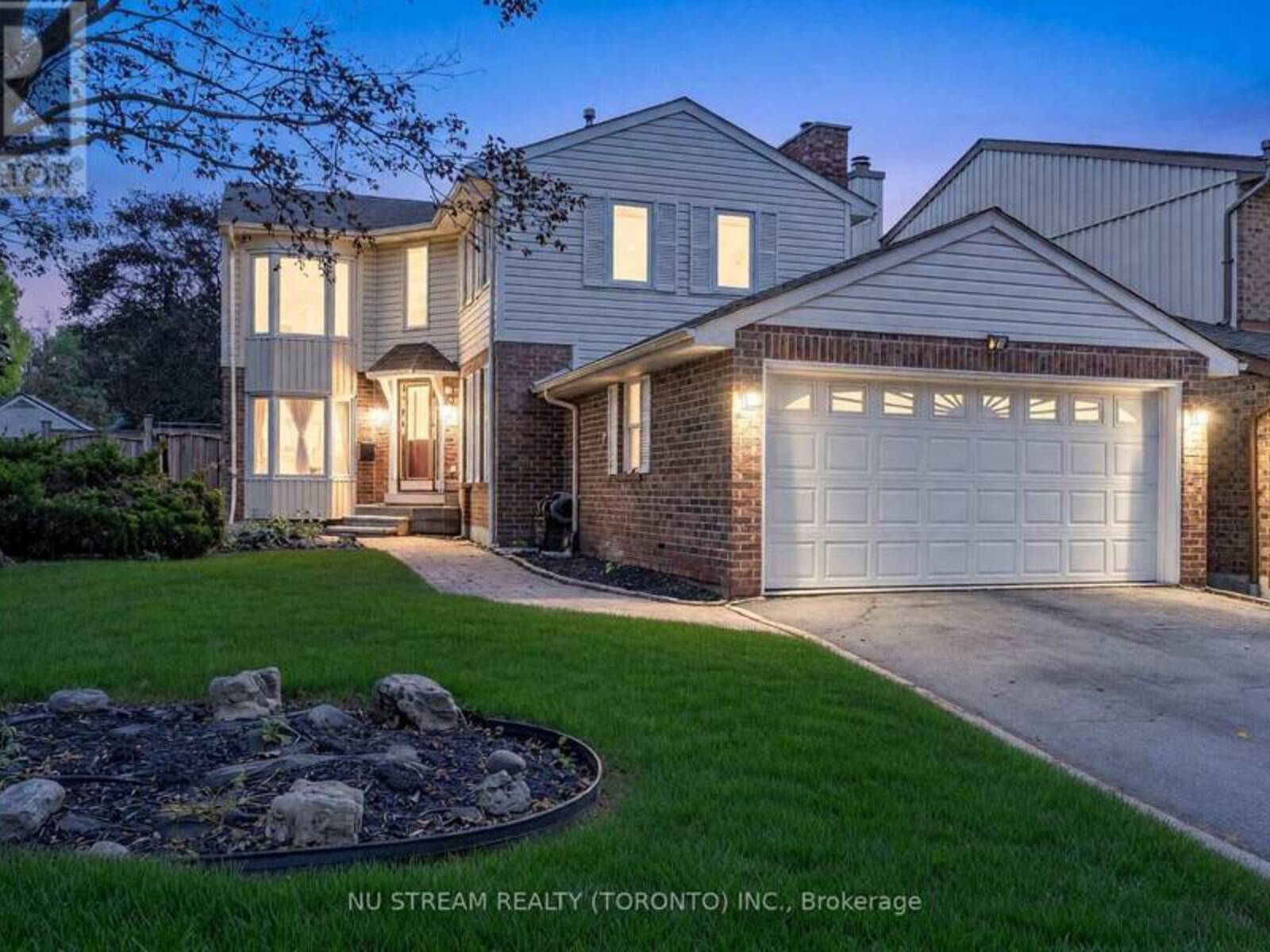 37 WINTERMUTE BOULEVARD, Toronto, Ontario M1W 3M5