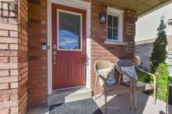 90 BREEZE DRIVE | Bradford West Gwillimbury Ontario | Slide Image Four