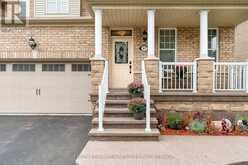 57 SPOTTED OWL CRESCENT | Brampton Ontario | Slide Image Three