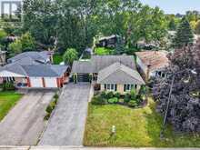 5 HIDDEN COURT | Brantford Ontario | Slide Image Two