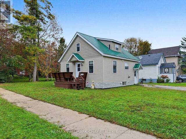 70 DOUGLAS STREET Orillia Ontario, L3V 5Y6 - Property For Sale