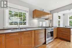 32 ANDERSON STREET | Oakville Ontario | Slide Image Nineteen