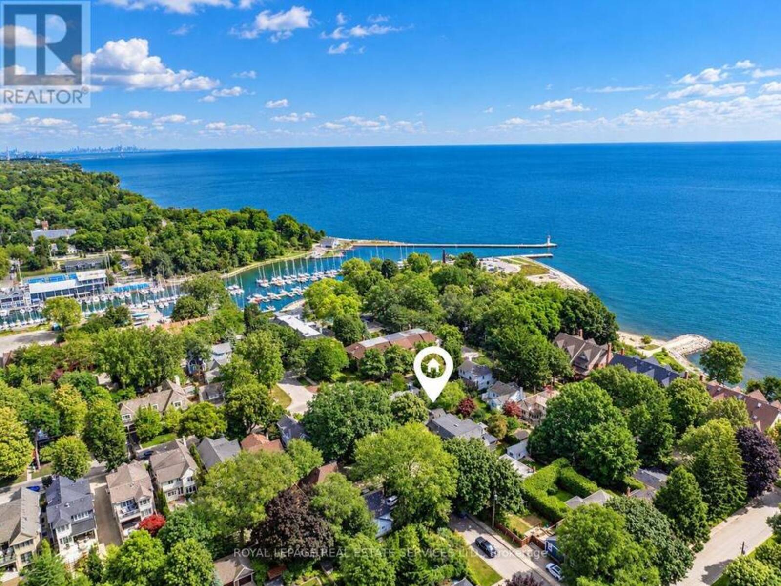 32 ANDERSON STREET, Oakville, Ontario L6K 1A5