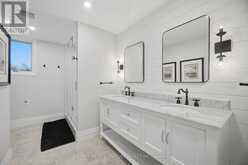 42 HEDGEROW COURT | Vaughan Ontario | Slide Image Thirty-eight