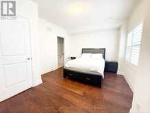 15 MAYBANK LANE | Whitchurch-Stouffville Ontario | Slide Image Six