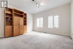 17 DUNLOE ROAD | Richmond Hill Ontario | Slide Image Thirty