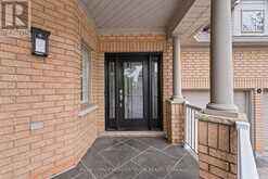 30 ORCHARD PARK GATE | Brampton Ontario | Slide Image Two