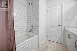 79 - 166 DEERPATH DRIVE | Guelph Ontario | Slide Image Thirty-two