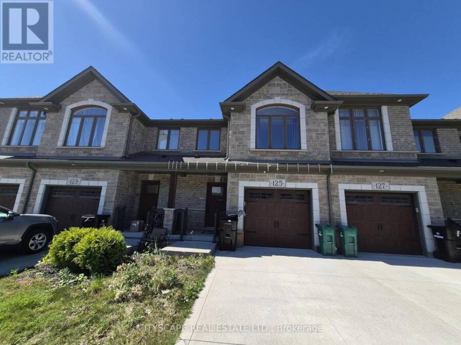 16 - 125 HOLLYBROOK TRAIL, Kitchener, Ontario N2R 0P1