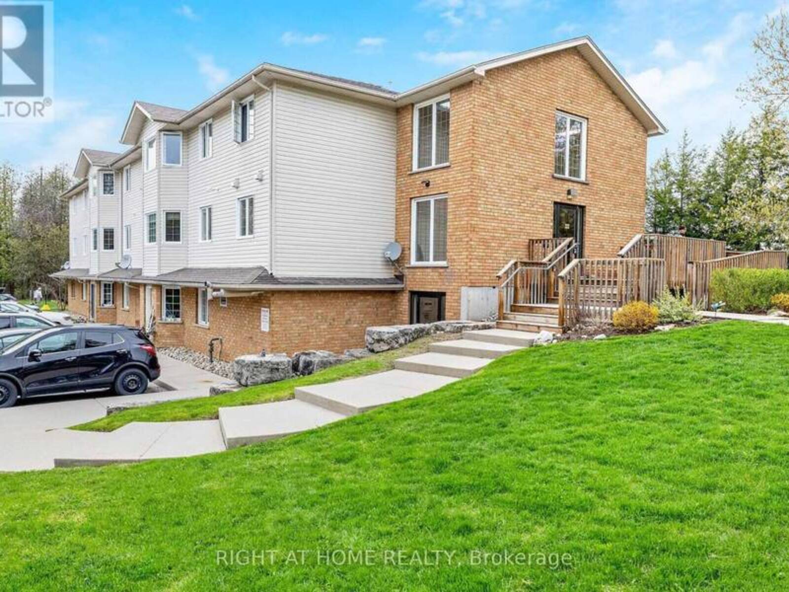 203 - 264 ALMA STREET, Guelph-Eramosa, Ontario N0B 2K0