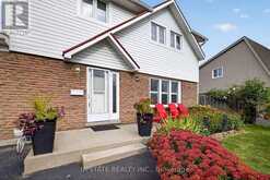 221 CEDARWOODS CRESCENT | Kitchener Ontario | Slide Image Three
