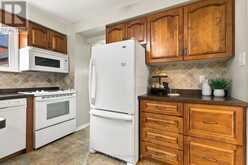 25 COULTON COURT | Whitby Ontario | Slide Image Seventeen