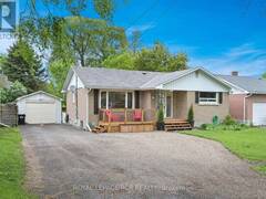 12 MAPLE AVENUE E New Tecumseth Ontario, L0G 1A0