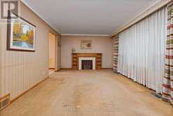93 LEE AVENUE | Markham Ontario | Slide Image Four