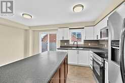 78 COMMONWEALTH ROAD | Barrie Ontario | Slide Image Twelve