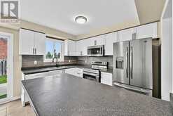 78 COMMONWEALTH ROAD | Barrie Ontario | Slide Image Sixteen