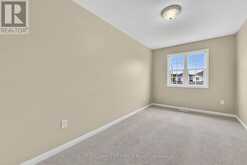78 COMMONWEALTH ROAD | Barrie Ontario | Slide Image Thirty