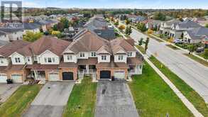 78 COMMONWEALTH ROAD | Barrie Ontario | Slide Image Forty-three