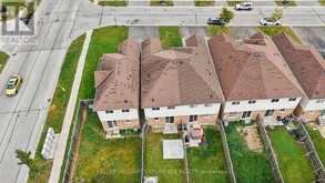 78 COMMONWEALTH ROAD | Barrie Ontario | Slide Image Forty-four