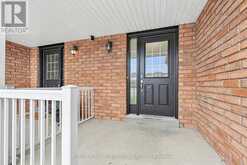 78 COMMONWEALTH ROAD | Barrie Ontario | Slide Image Five