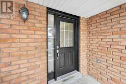 78 COMMONWEALTH ROAD | Barrie Ontario | Slide Image Six