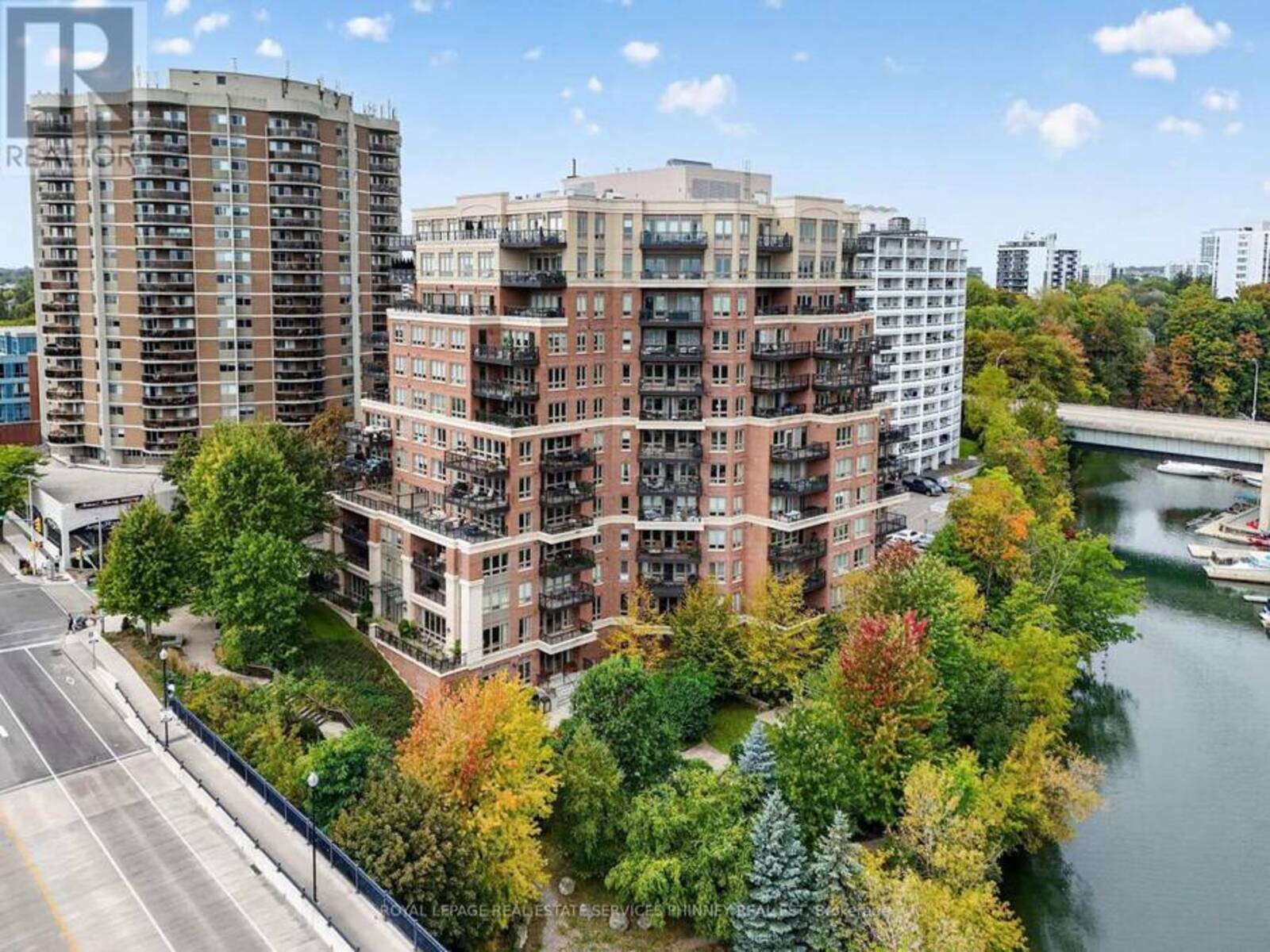 604 - 111 FORSYTHE STREET, Oakville, Ontario L6K 3J9