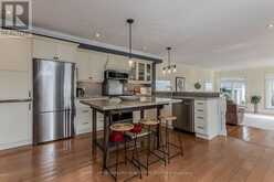 849 BEACH BOULEVARD | Hamilton Ontario | Slide Image Eight