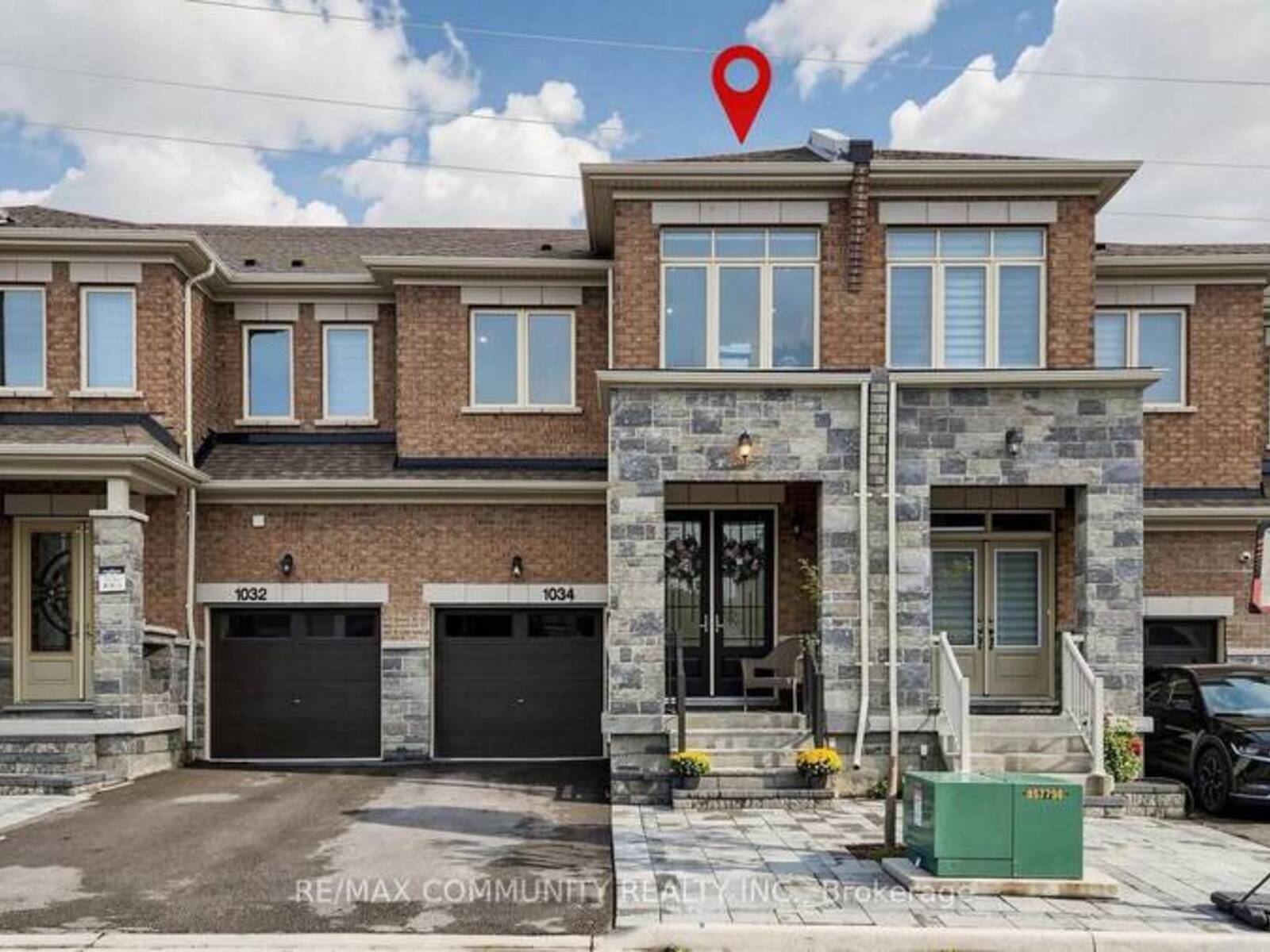 1034 SKYRIDGE BOULEVARD, Pickering, Ontario L1X 0G5