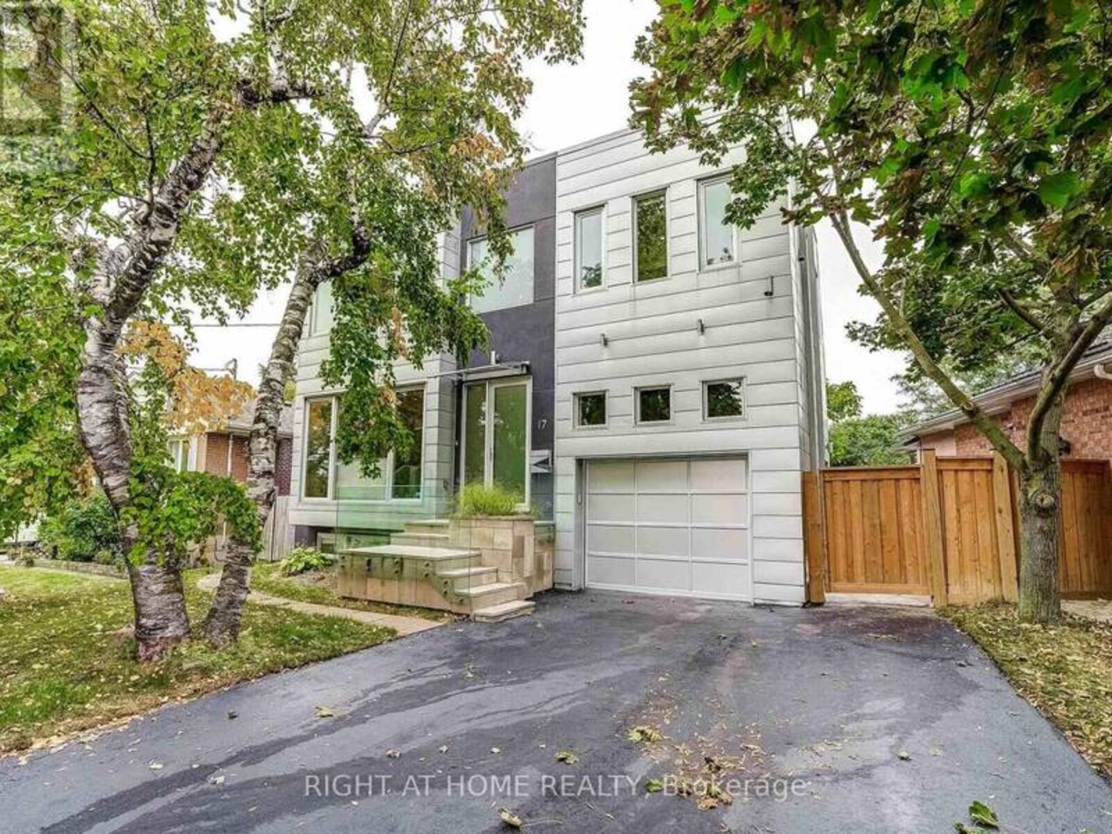17 ASHFIELD DRIVE, Toronto, Ontario M9C 4T4