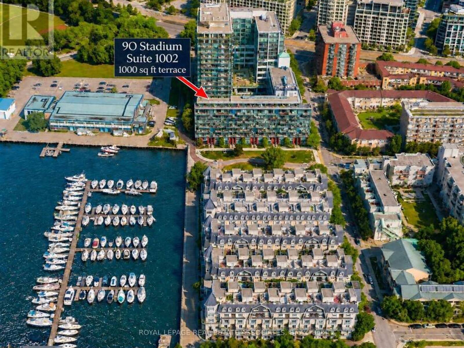 1002 - 90 STADIUM ROAD, Toronto, Ontario M5V 3W5