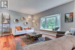 15 LOBRAICO LANE | Whitchurch-Stouffville Ontario | Slide Image Thirteen