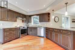 15 LOBRAICO LANE | Whitchurch-Stouffville Ontario | Slide Image Eighteen