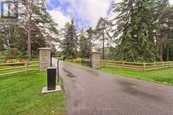 15 LOBRAICO LANE | Whitchurch-Stouffville Ontario | Slide Image Three