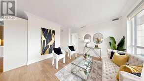 RG7 - 396 HIGHWAY 7 E | Richmond Hill Ontario | Slide Image Nine
