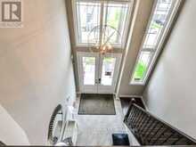 96 NASHVILLE CIRCLE | Hamilton Ontario | Slide Image Two