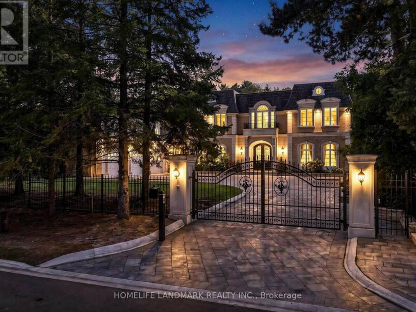 25 THE BRIDLE PATH, Toronto, Ontario M2L 1C9