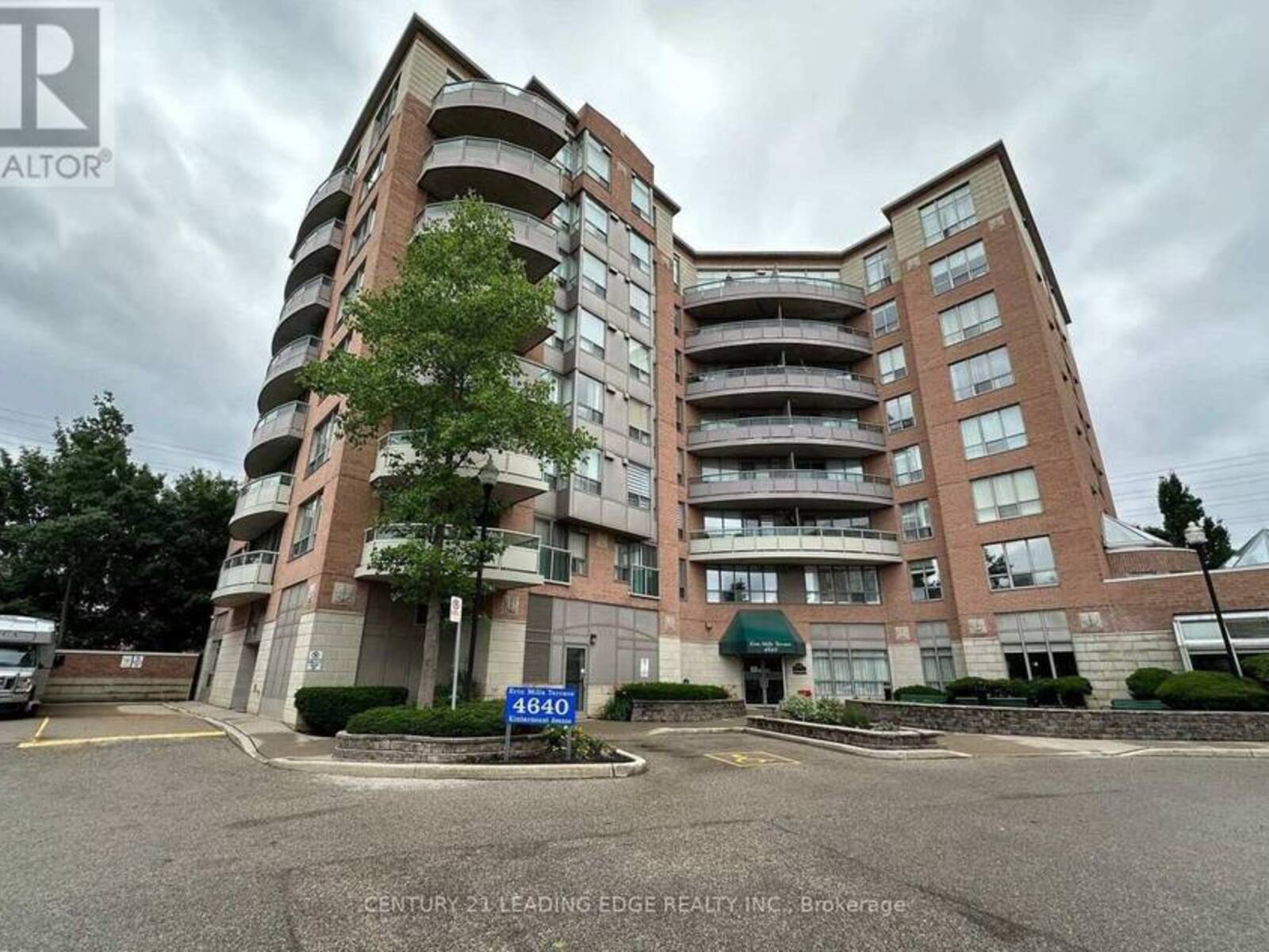 305 - 4640 KIMBERMOUNT AVENUE, Mississauga, Ontario L5M 5W6