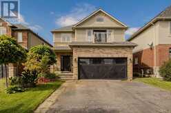 32 GREAT OAK TRAIL | Binbrook Ontario | Slide Image One