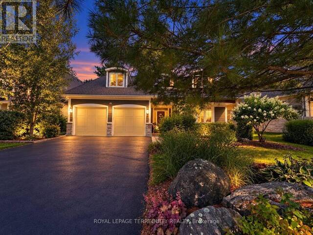15 MUSKOKA BAY BOULEVARD Gravenhurst Ontario, P1P 0A1 - 3 Bedrooms Waterfront Home For sale