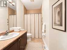 15 MUSKOKA BAY BOULEVARD | Gravenhurst Ontario | Slide Image Twenty