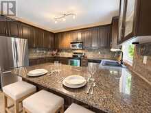 15 MUSKOKA BAY BOULEVARD | Gravenhurst Ontario | Slide Image Thirteen