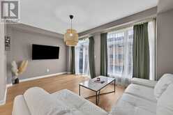 2526 CASTLEGATE CROSSING | Pickering Ontario | Slide Image Twelve