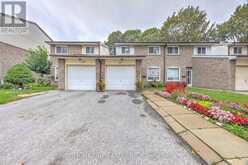 39 - 44 CHESTER LE BOULEVARD | Toronto Ontario | Slide Image Two