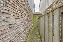 39 - 44 CHESTER LE BOULEVARD | Toronto Ontario | Slide Image Forty-eight