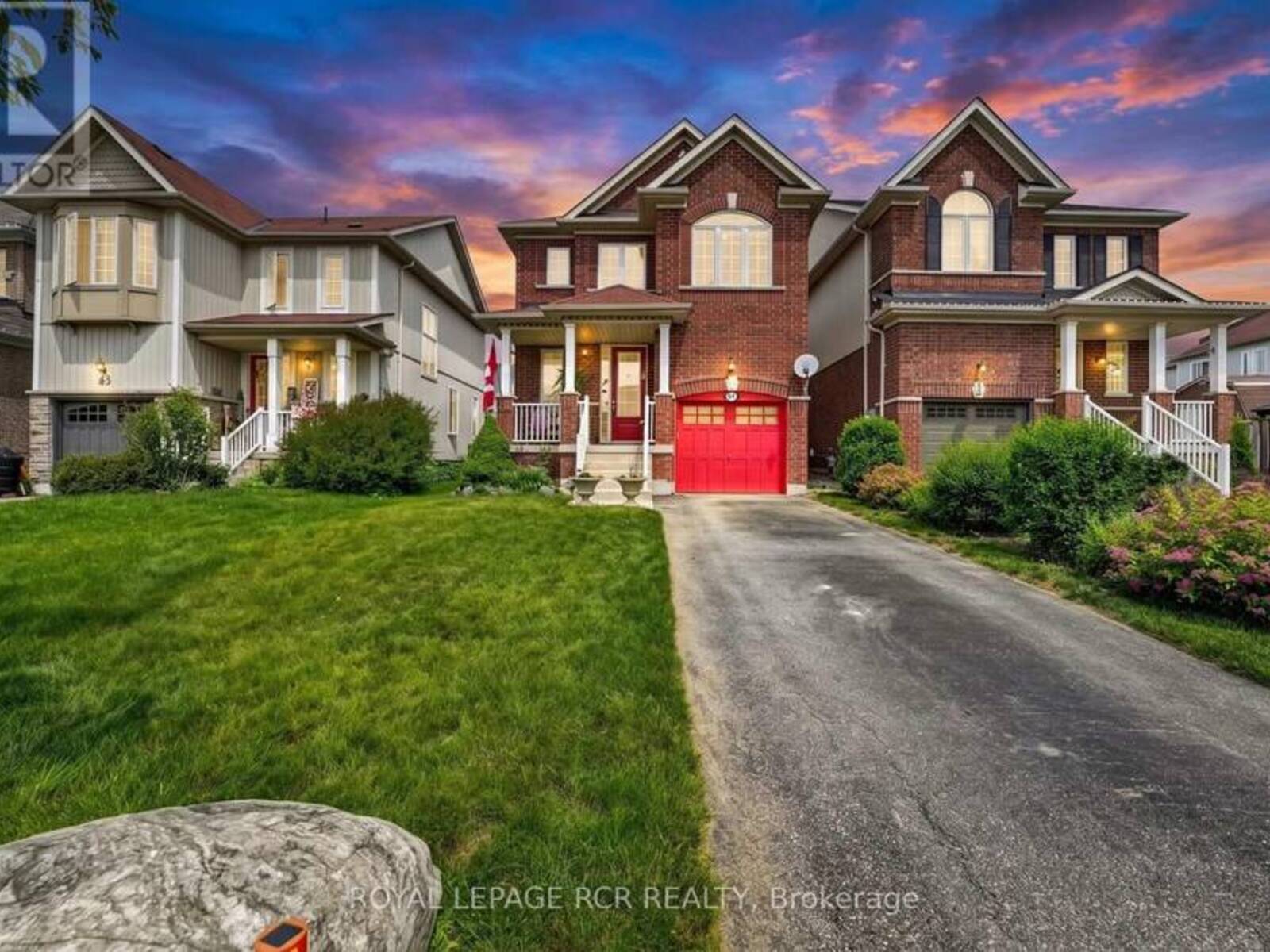 64 LEGION WAY, Angus, Ontario L0M 1B5