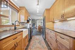 10 HUMMINGBIRD CIRCLE | Georgina Ontario | Slide Image Twelve
